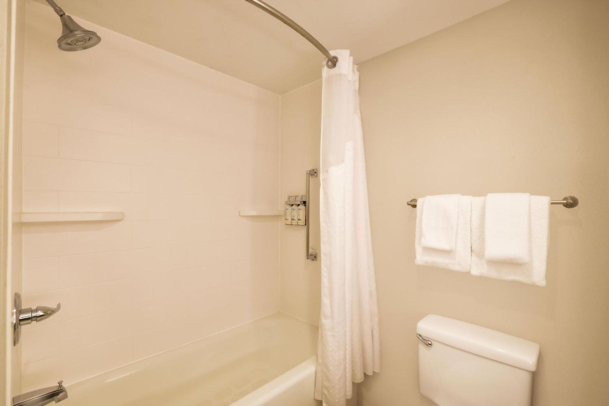 Holiday Inn Express Hotel & Suites Raleigh North - Wake Forest By Ihg Εξωτερικό φωτογραφία